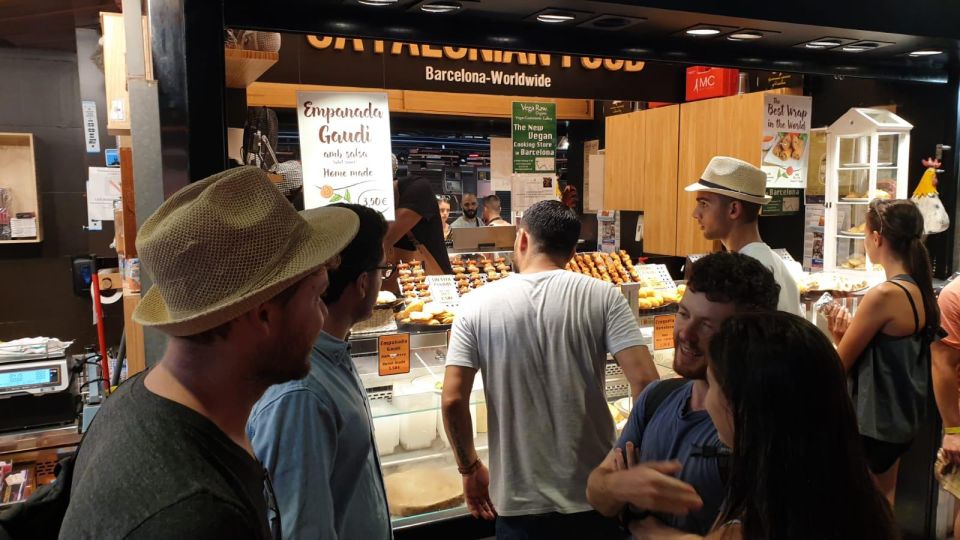 Barcelona: Street Food & Sightseeing Tour With Local Market - Participant Information