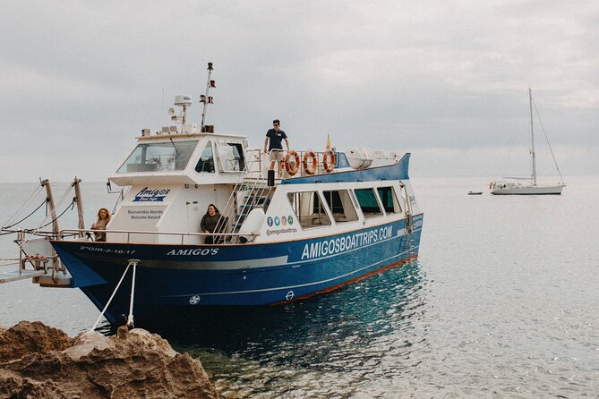 Beach Experience at Trebalúger - Onboard Amenities