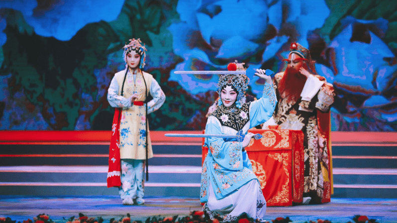 Beijing: Chinas National Treasure Peking Opera Ticket - Interactivity and Guidance