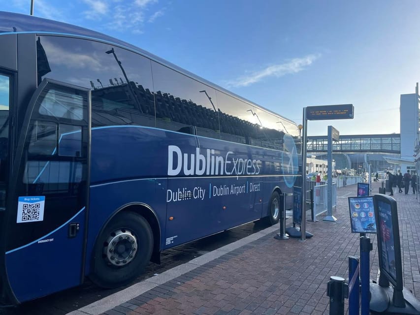 Belfast: Dublin Coach Transfer - Onboard Comfort and Amenities