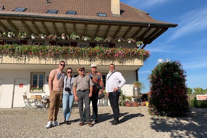 Bern Small-Group Day Trip From Lucerne With Emmental Dairy Visit - Exploring Berns Old Town