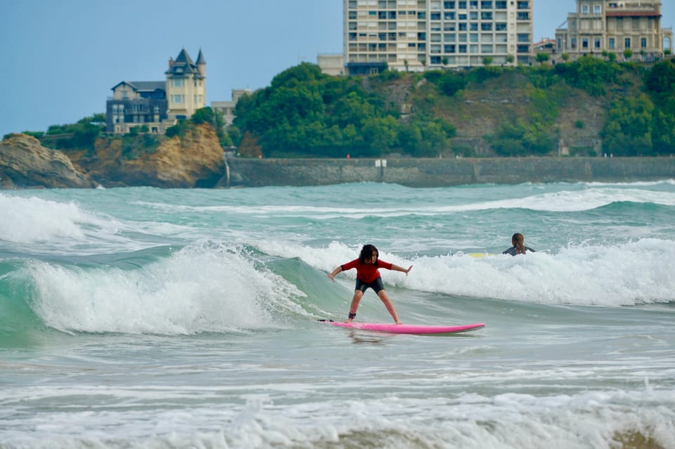 Biarritz: 1.5-Hour Group Surf Lesson - Location and Meeting Point