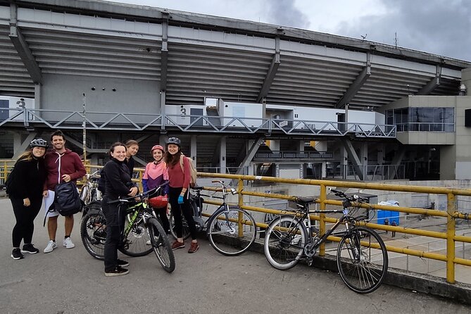BIKE Tour to the *Botanical Garden+ Market* - Explore Bogotá