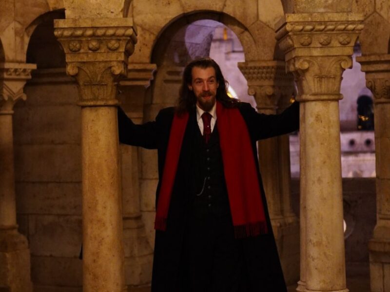 BloodThirsty Hungary: Walkingtour & Dark Historical Stories - Historical Figures Explored