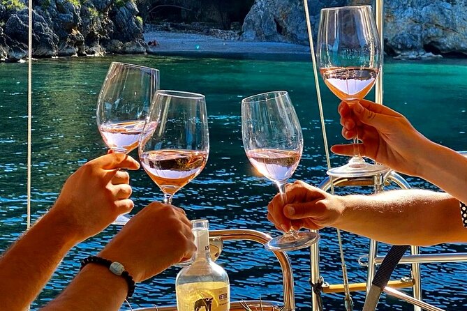 Boat Tour to Discover the Costa Del Mito of Capo Palinuro - Tour Accessibility