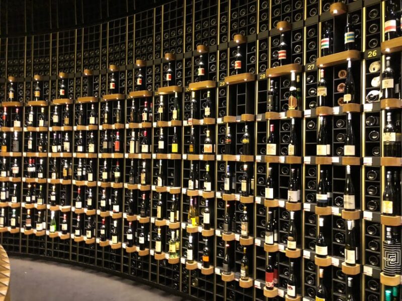Bordeaux: 3.5-Hour Old Town and Market Food Tour - Culinary Experiences
