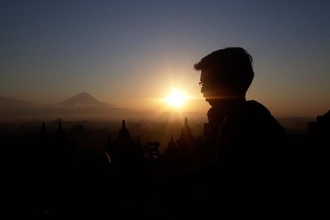 Borobudur Sunrise Tour-Special Package - Sunrise Viewing Experience