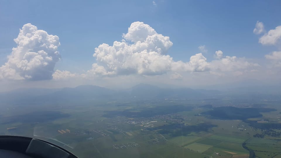 Brasov: Glider Flight Experience at Sanpetru Airfield - Accessibility Options