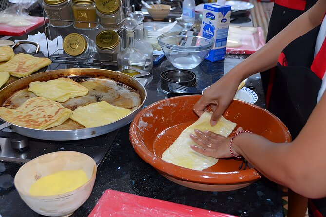 Bread Baking Moroccan Crep in Fez Medina - Small-group Personalized Attention