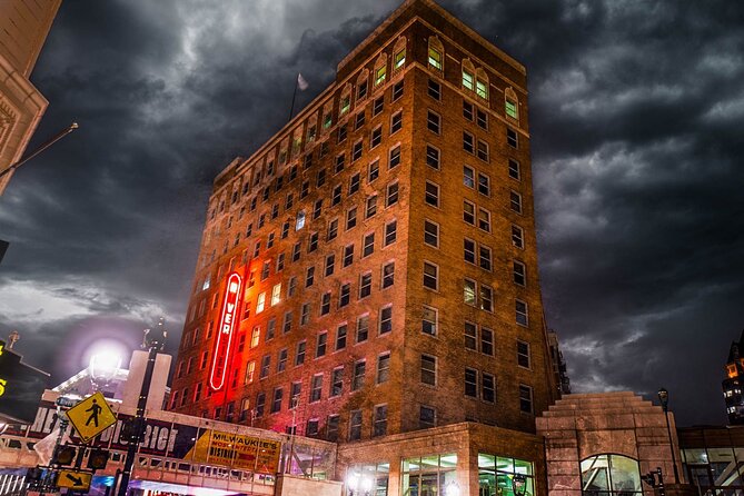 Brew City Ghosts: Macabre Milwaukee By US Ghost Adventures - Customer Service Commitment
