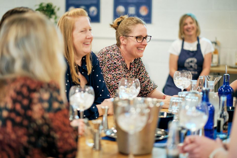 Bristol: 6 Oclock Gin Cocktail Masterclass, Thornbury - Crafting the Perfect Gin & Tonic