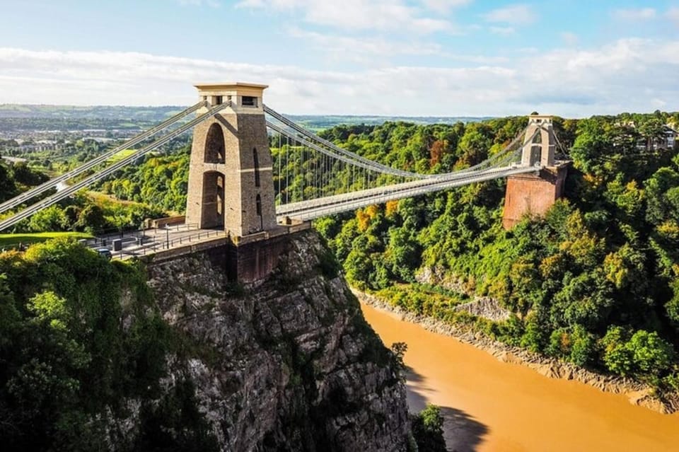 Bristol : Sightseeing Custom Tour With a Local Guide - Iconic Landmarks and Attractions