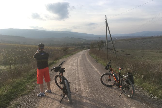 Brunello E-Bike Tour - Included Experiences and Amenities