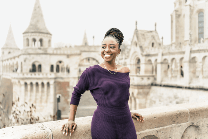 Buda Castle: Group Photoshoot With a Local Guide - Additional Services Offered
