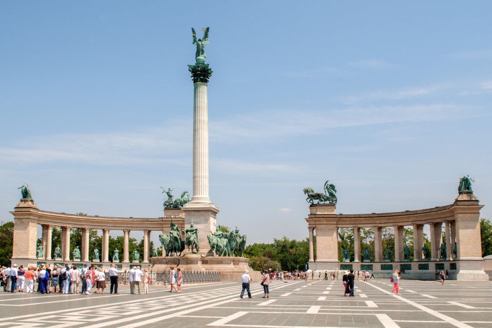 Budapest: 3-Hour Live Guided Sightseeing Tour - Transportation Details