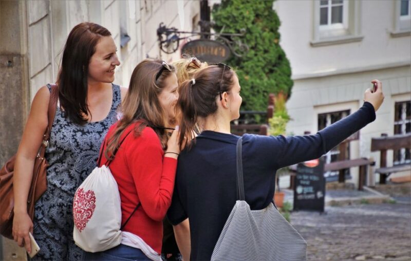 Budapest : Bachelorette Party Outdoor Smartphone Game - Inclusions and Setup