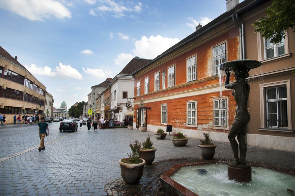 Budapest: Buda Castle District Walking Tour - Historical Insights From the Guide