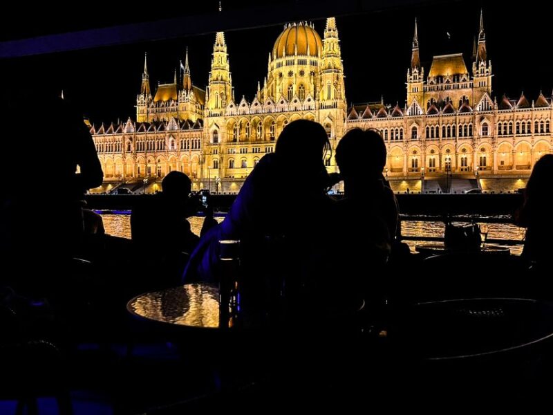 Budapest: City Highlights Cruise With Welcome Drink - Customer Feedback and Ratings