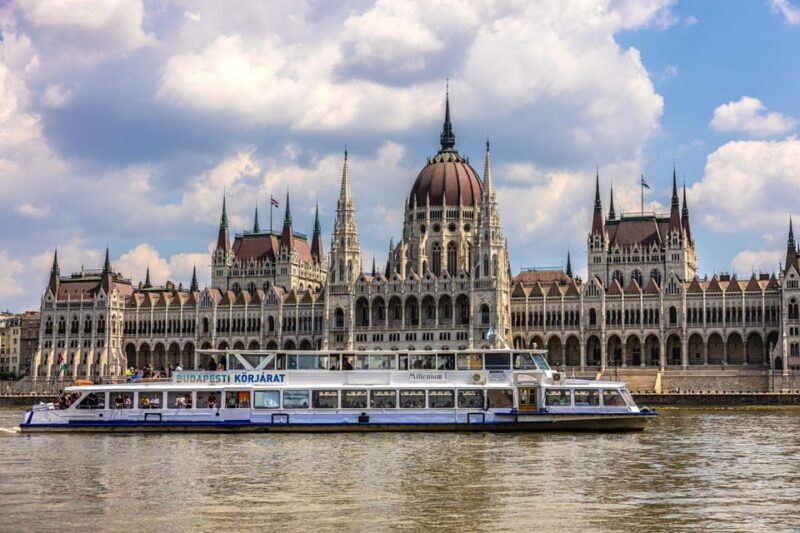 Budapest: Hop-On Hop-Off Day Time Cruise - Important Information