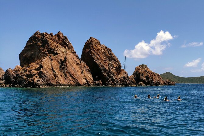 BVI Daytrip on Private Powerboat With Snorkeling - Exploring Tortolas Coastline