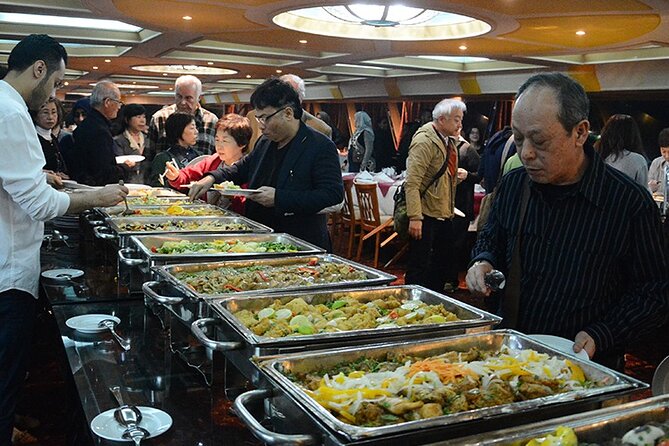 Cairo/Giza: Nile Sunset, Dinner Cruise, Show & Private Transfer - Dining Experience on the Nile