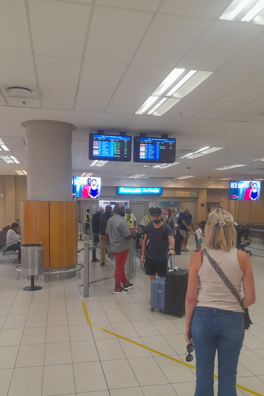 Cape Town International Airport Transfer - Pricing and Inclusions