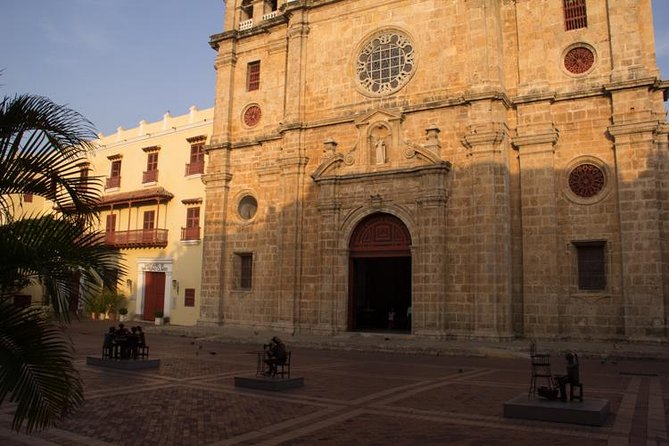 Cartagena Sightseeing Tour Historic Center Starting at the Port - Safety and Accessibility