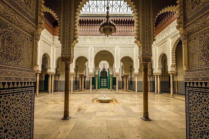 Casablanca Guided City Tour With Mosque Entry Ticket - Guided Tour of Historic Sites