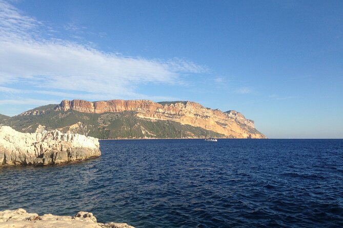 Cassis and Port Miou 5 Hours Tour From Aix-En-Provence - Boat Cruise Availability