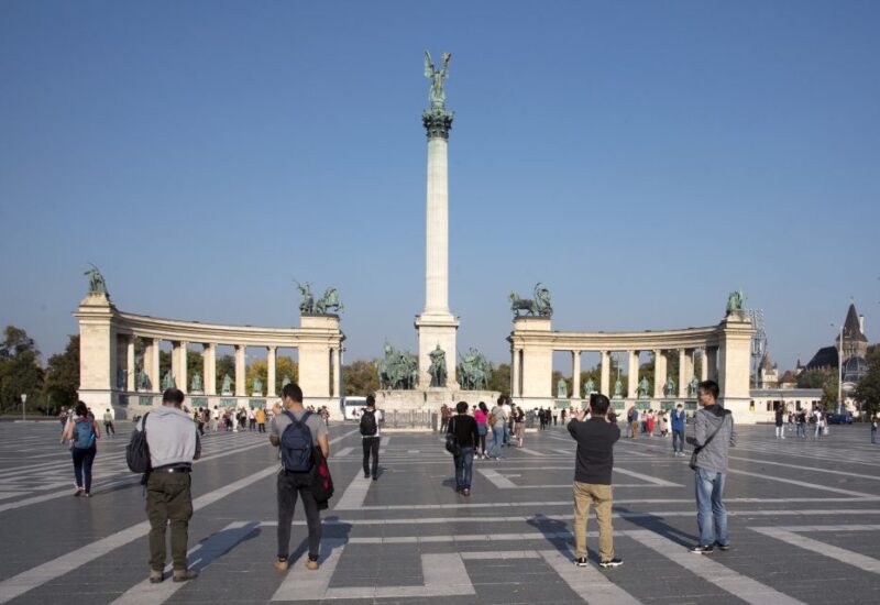 Castle District & Pest Driving Tour With Danube River Cruise - Transportation and Guide