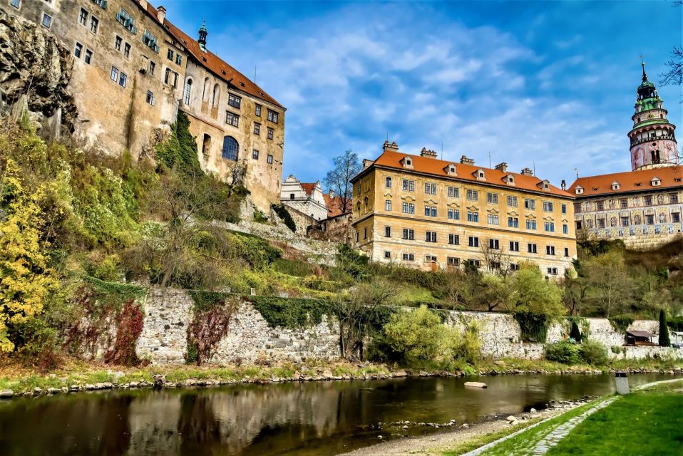 Cesky Krumlov: Express Walk With a Local in 60 Minutes - Customer Reviews