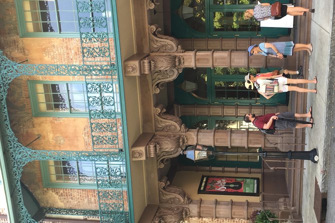 Charleston Walking Tours With Ann - Tips for First-Time Visitors