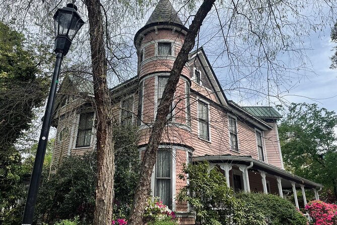 Charlottes Only Southern Charm Haunted/True Crime Golf Cart Tour - Meeting and Pickup Details