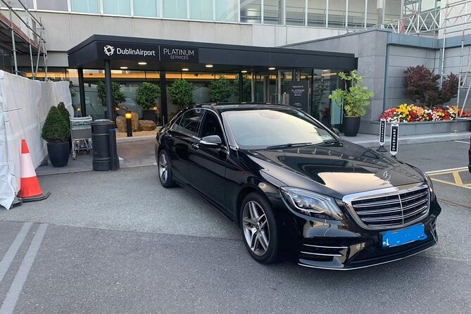 Chauffeur Luxury Driver Private Transfer - Accessibility Features