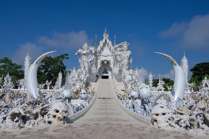 Chiang Rai in a Day: White Temple, Golden Triangle, Boat Ride to Laos, Long Neck - Visiting the Long Neck Tribe