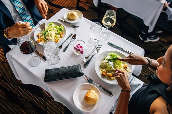 Chicago Gourmet Dinner Cruise on Lake Michigan - Special Events and Highlights
