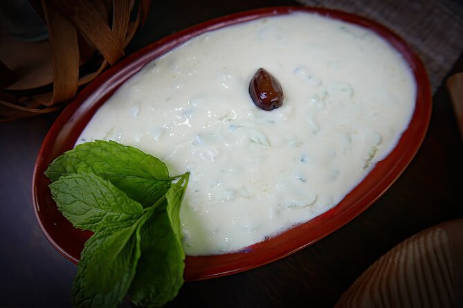 Chrysoulas Traditional Cretan Home Cooking - Welcoming Atmosphere and Hospitality