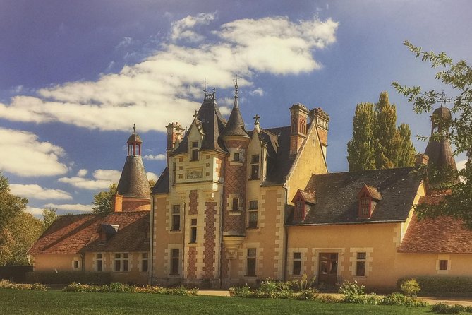 Circuit 2 Castles Around Blois: Chambord Cheverny - Ideal for History Enthusiasts and Travelers