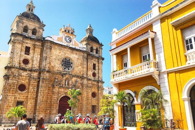 City Tours in Chiva Cultural Cartagena - Taking in Local Culture