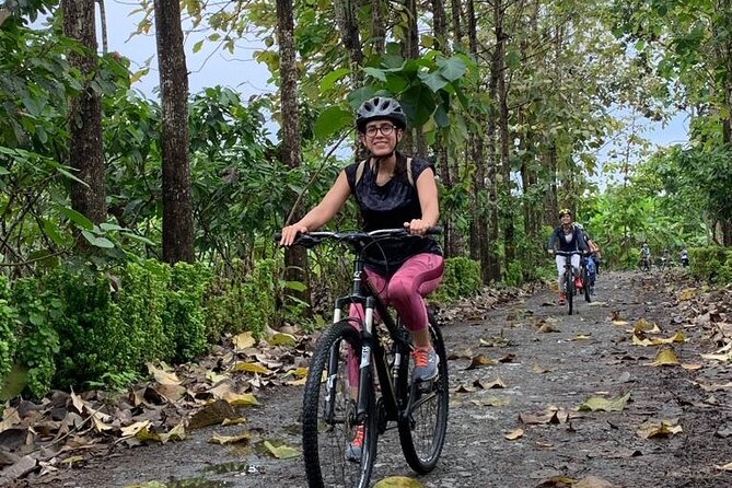 Cocoa Biking Tour - Seasonal Fruits and Chocolate