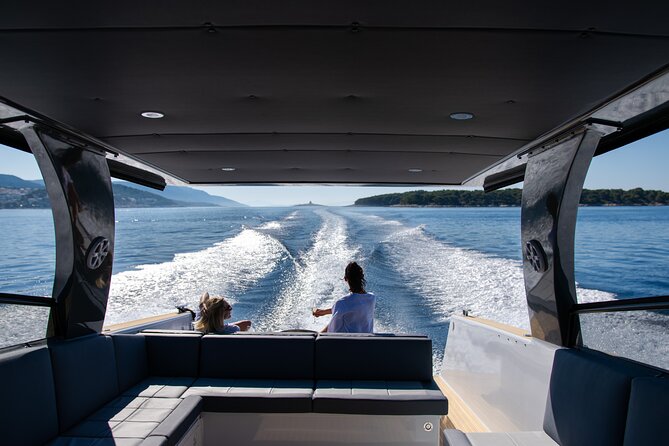 Colnago 45 - Luxury Private Speedboat Tours - Included Services and Pricing