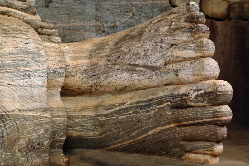 Colombo: Polonnaruwa & Sigiriya Guided Day Tour With Lunch - Sigiriya Lion Rock
