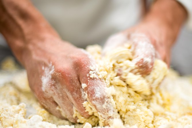 Cooking Lesson in Bellagio With Famous Chef Luigi Gandola - Delightful Culinary Keepsakes
