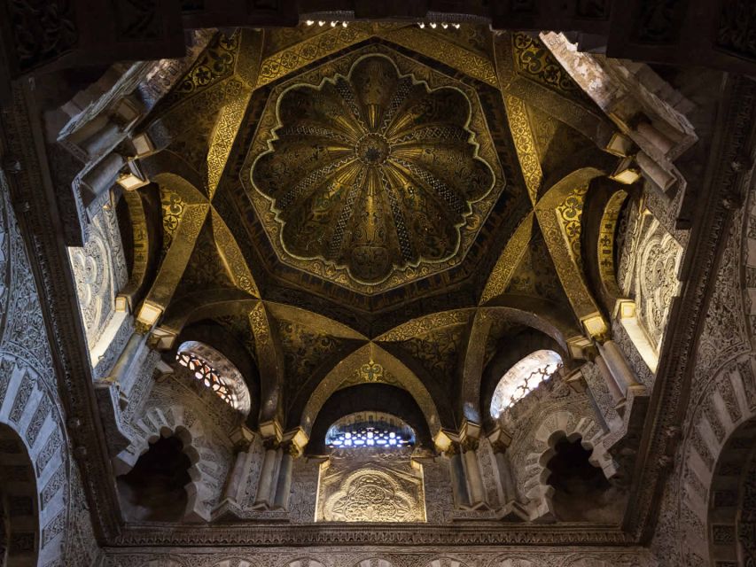 Córdoba: Mosque, Synagogue, and Jewish Quarter Walking Tour - Meeting Point and Important Information