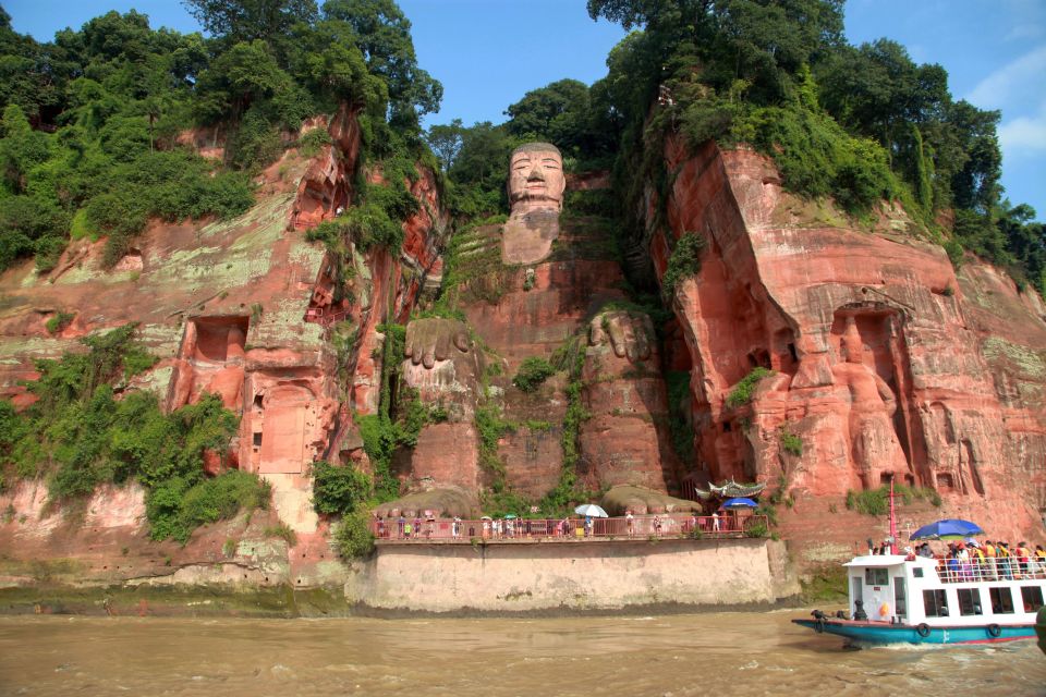 Day Tour Leshan Buddha Option Panda Tour - The Sum Up