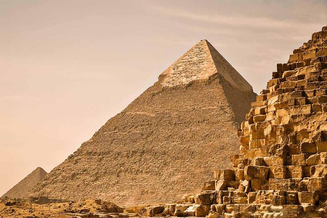 Day Tour Pyramids of Giza and Dahshur From Cairo - Group Size and Accessibility