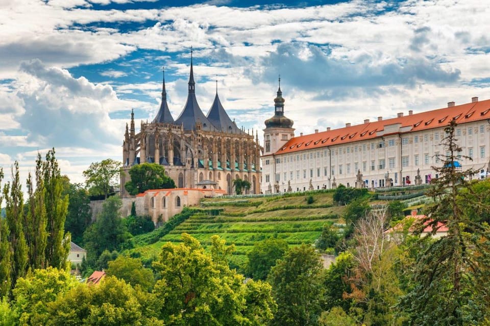 Day Trip: Prague to Kutna Hora & Cesky Sternberk, and More - Transportation and Driver Information