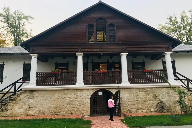 Discover Gagauzia and Manuc Bei Mansion - Fascinating History of Manuc Bei Mansion