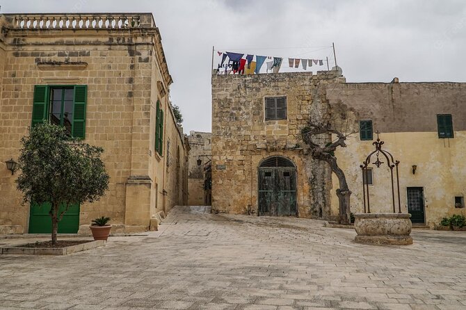 Discover the 3 Cities - Private Insider Walking Tour - Sum Up