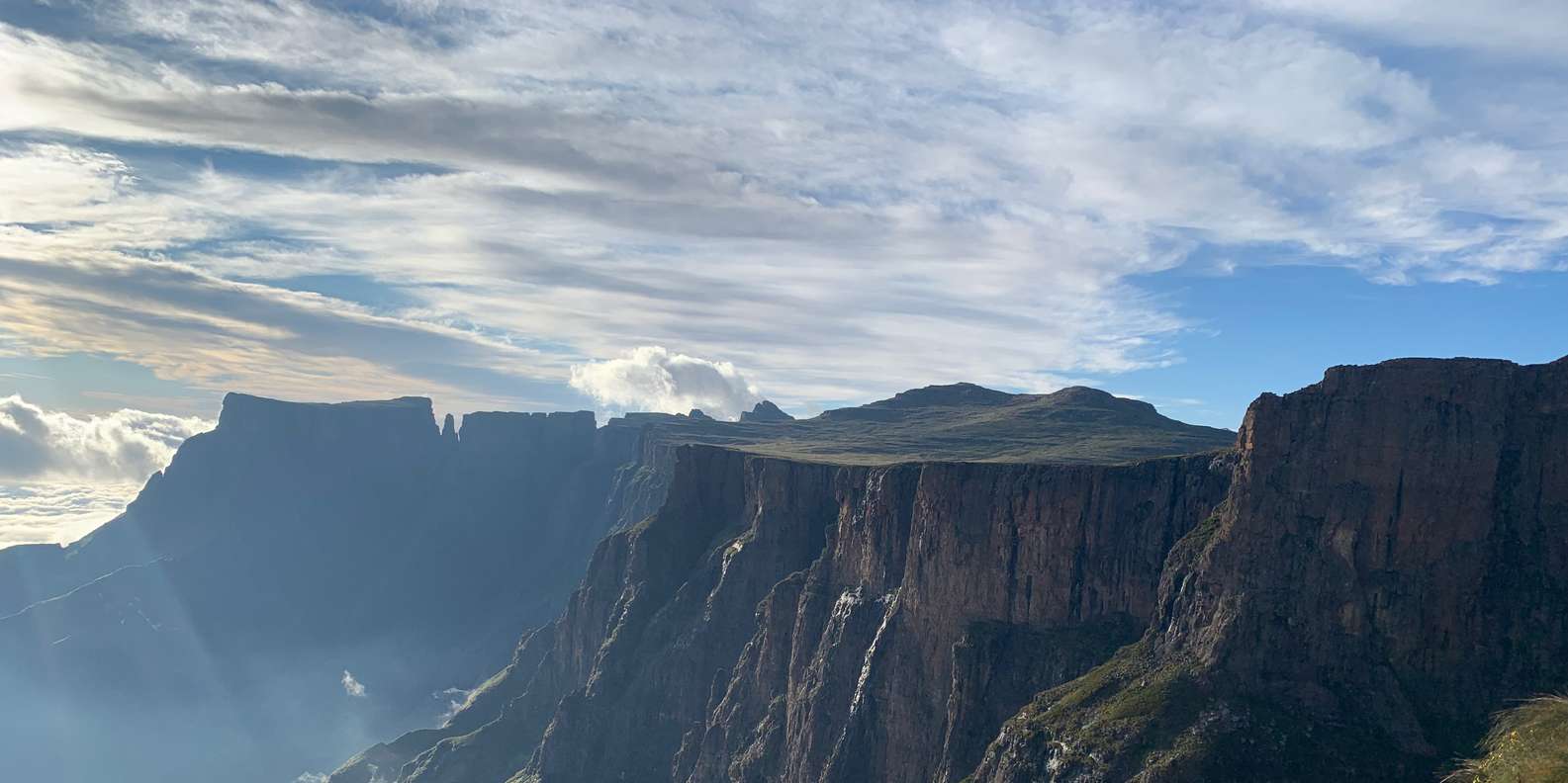 Drakensberg: Tugela Falls Guided Hike With Overnight Stay - Participant Restrictions and Requirements